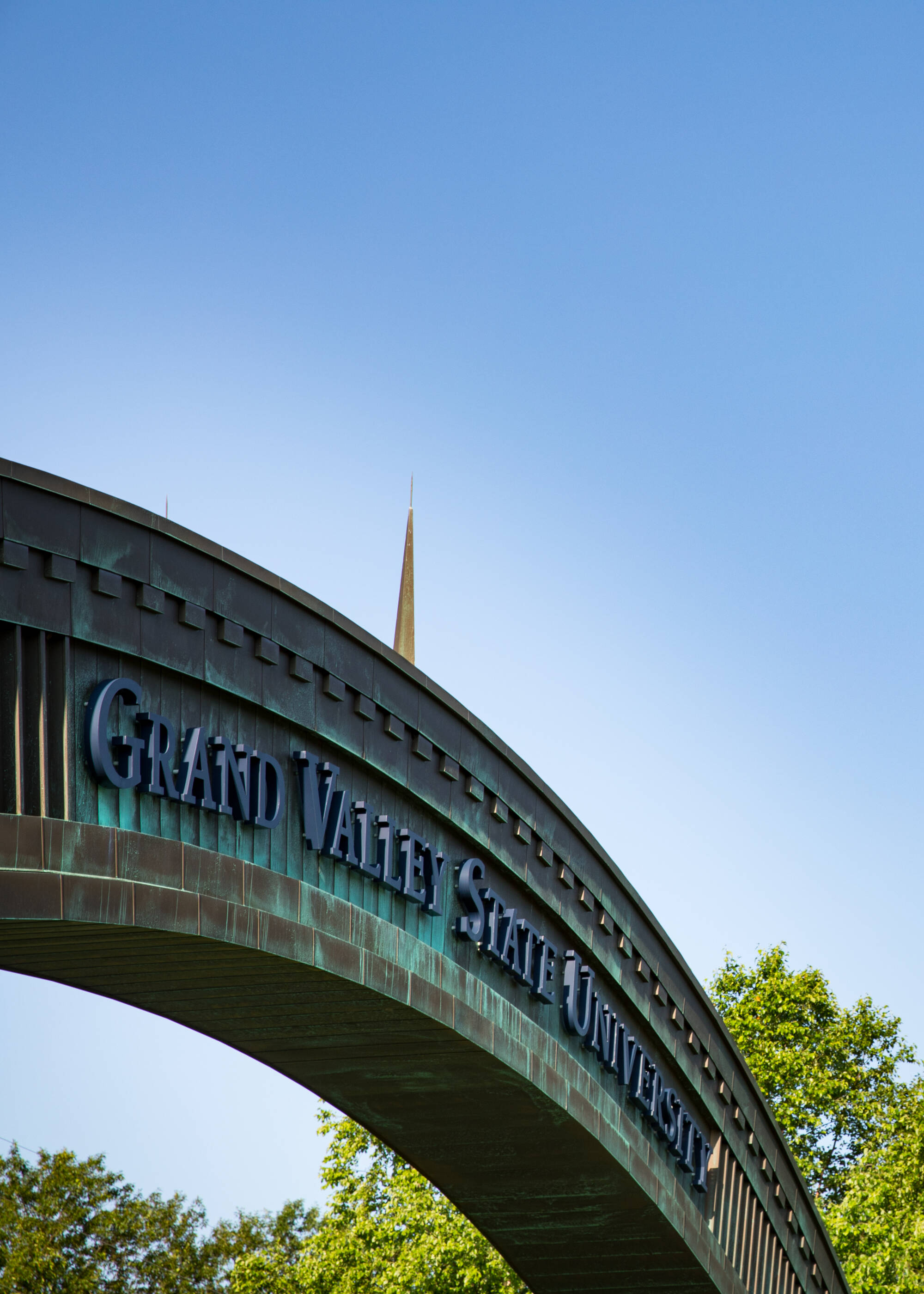 Arch at main entrance of Grand Valley State University.